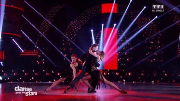 loic-nottet-et-son-tango-a-trois-11498082wajjg_1713