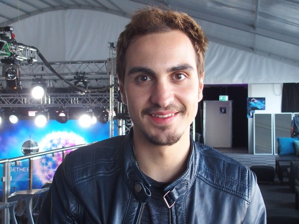 OLYMPUS DIGITAL CAMERA